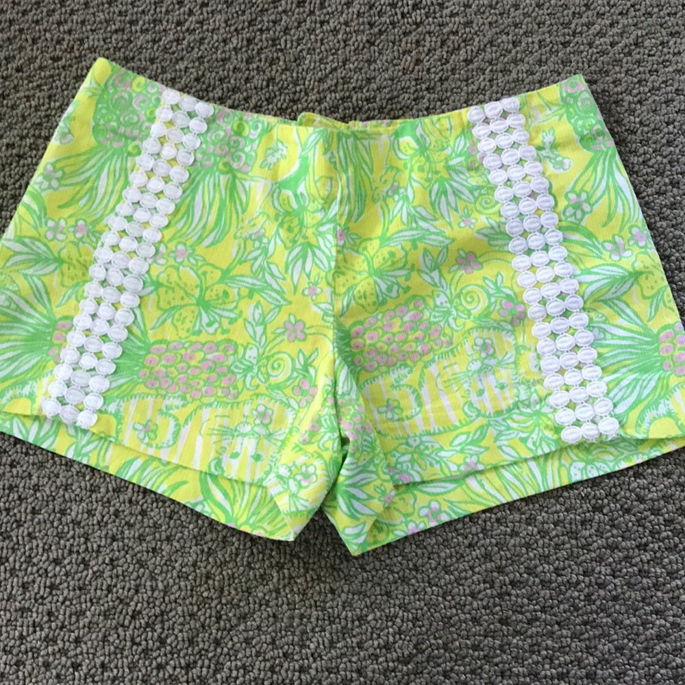 Lilly Pulitzer shorts, size 0.